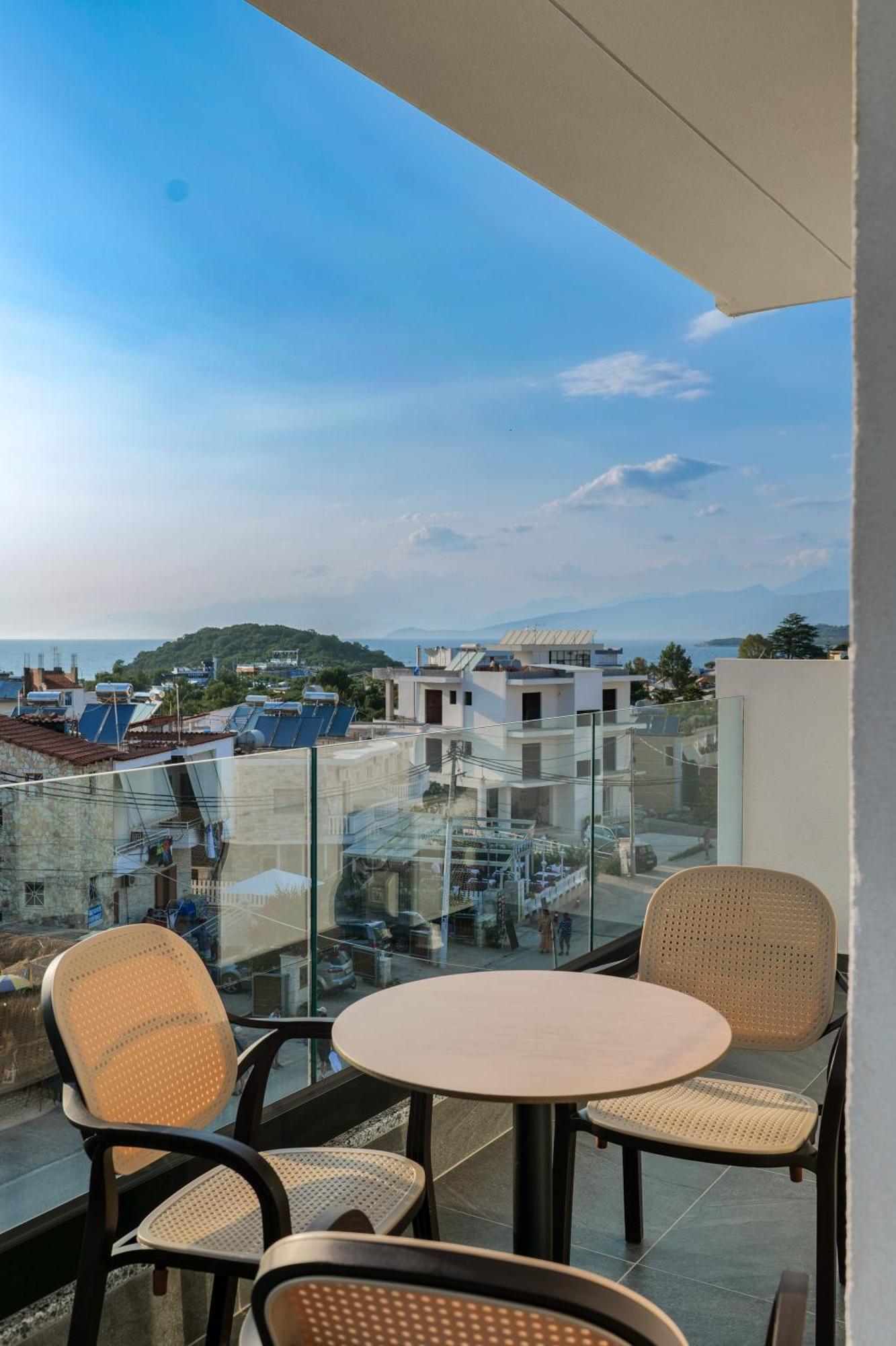 Koko Hotel Ксамил Экстерьер фото