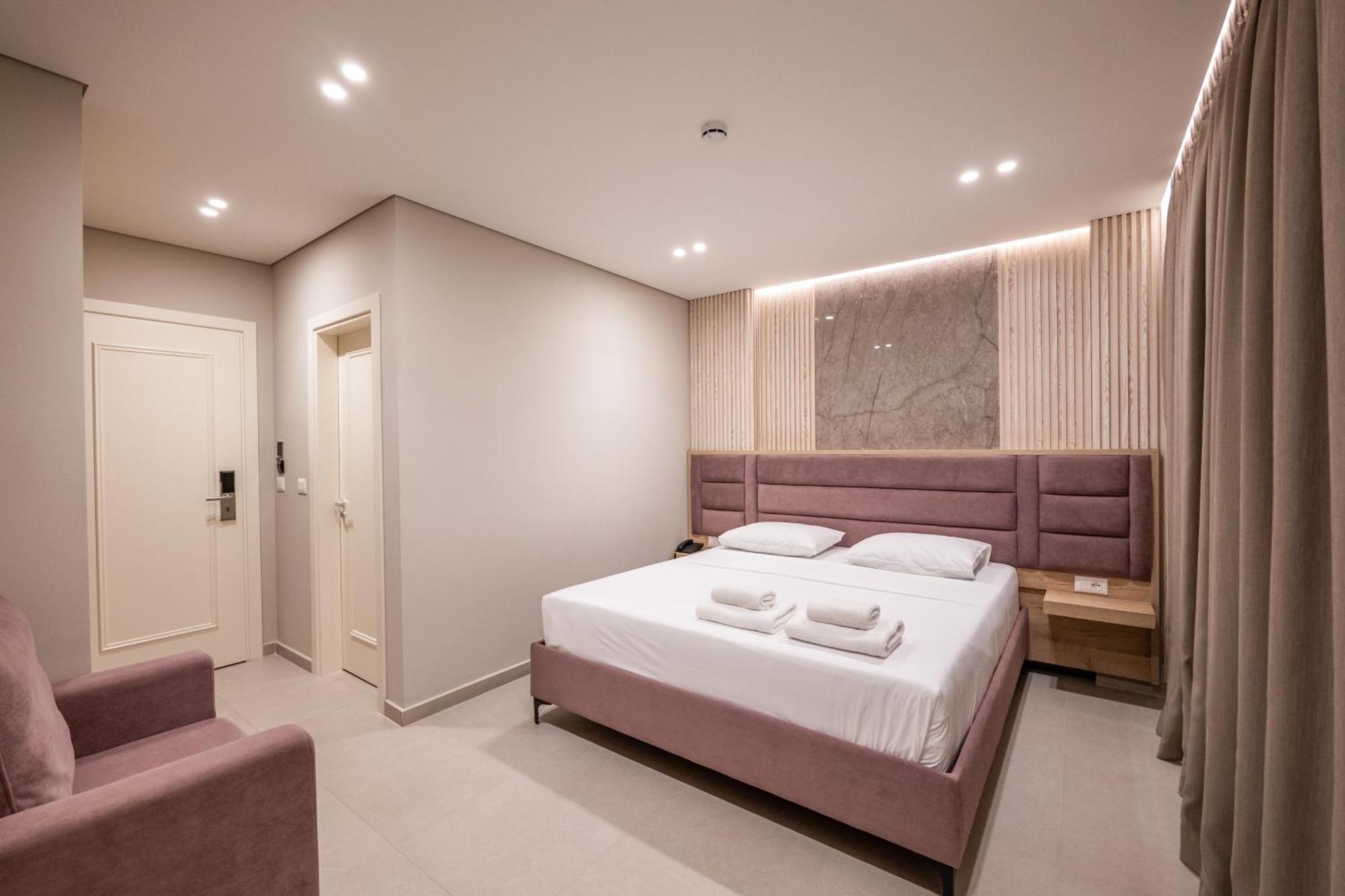 Koko Hotel Ксамил Экстерьер фото